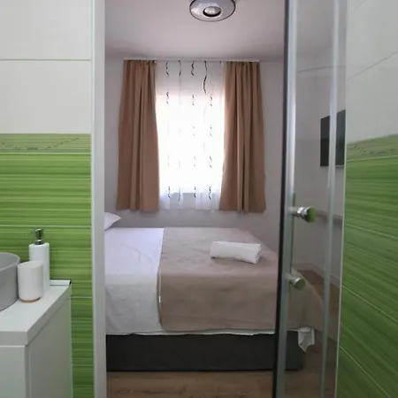 Pia Ground Floor Apartment